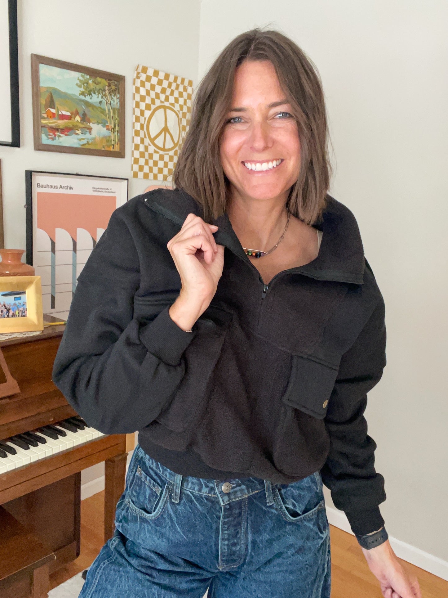 Black Carter Pullover